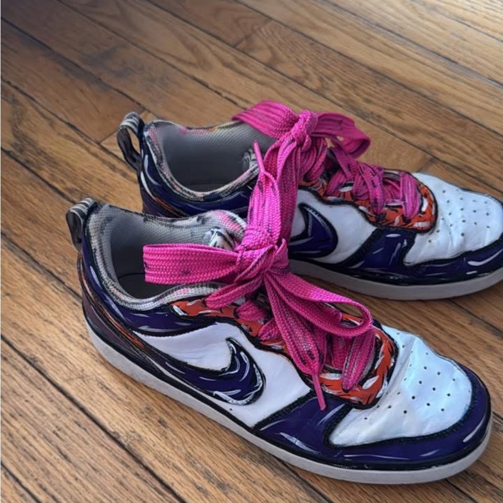 Nike White and Blue Sneakers with Pink Laces